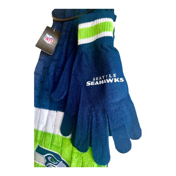 NEW Official NFL Seattle SEAHAWKS SCARF & GLOVE SET Blue Knit Hawks Bird Logo - Picture 3 of 4